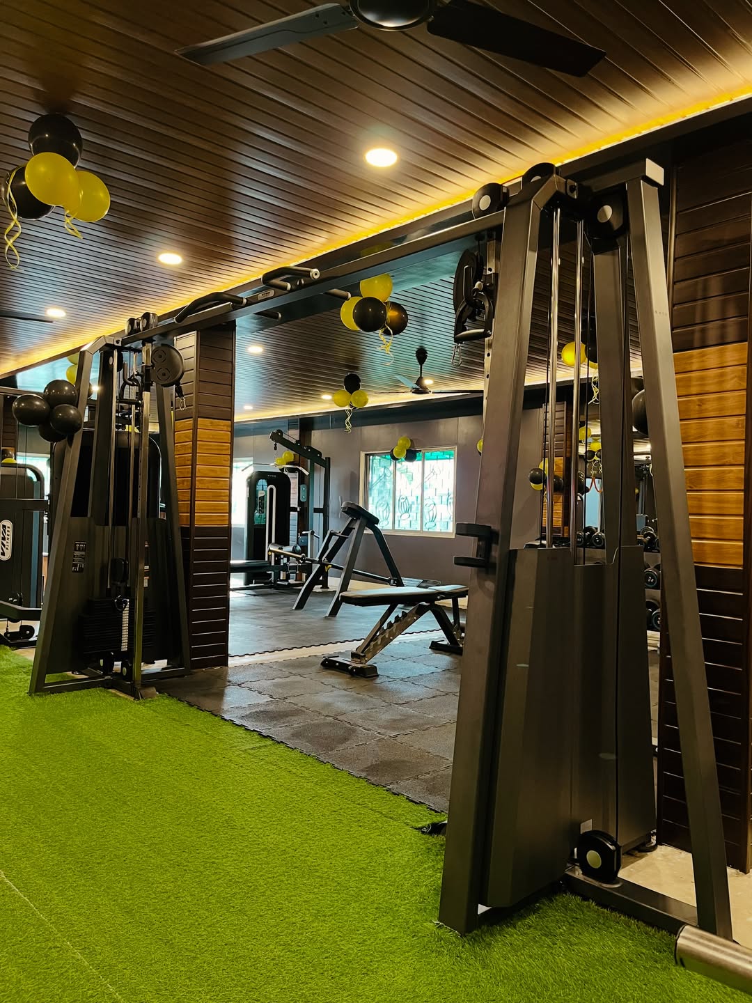 Sample gym interior view 11